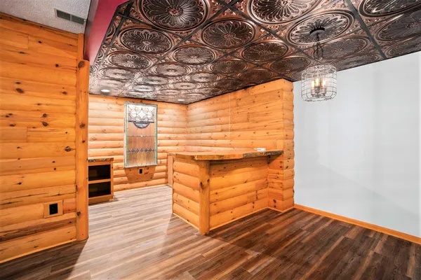 $600,000 | 4615 West 112th Street, Grant, MI 49327