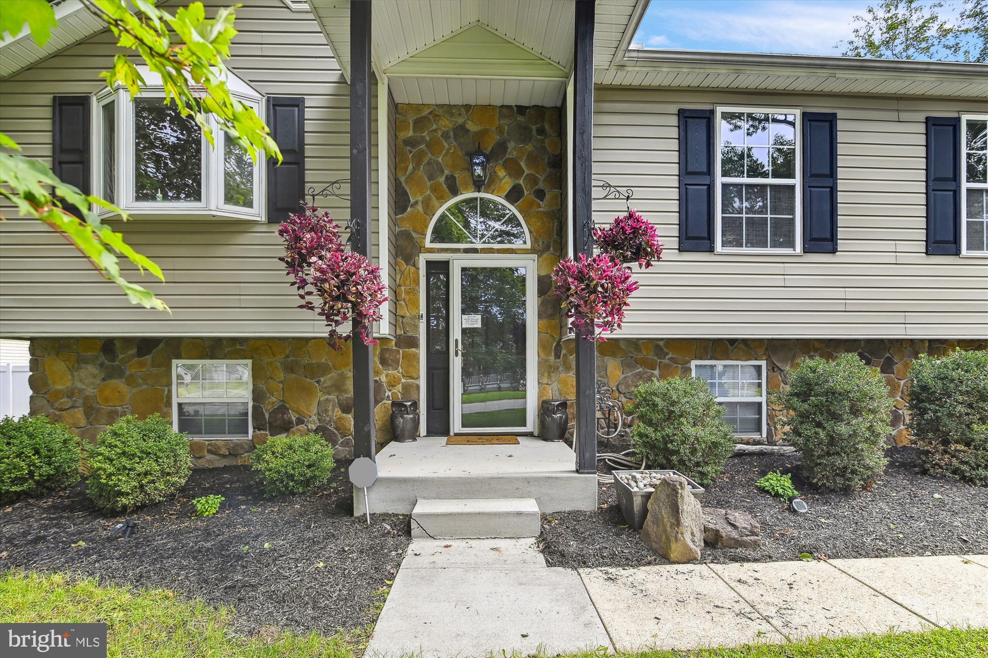 8097 Solley Road Pasadena, MD 21122 - Photo 2 of 52 Front Porch