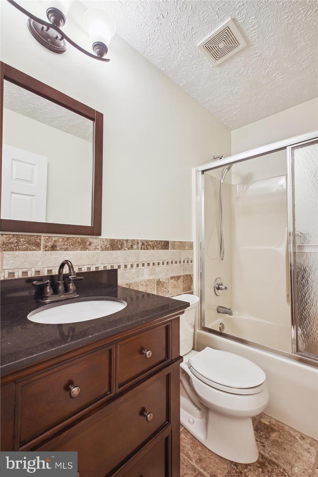 8097 Solley Road Pasadena, MD 21122 - Photo 26 of 52 Full Bath 2