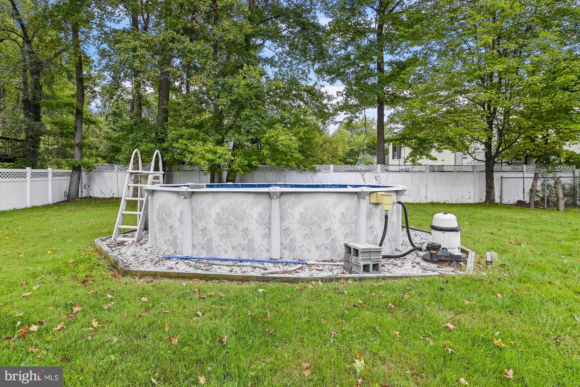 8097 Solley Road Pasadena, MD 21122 - Photo 46 of 52 Pool