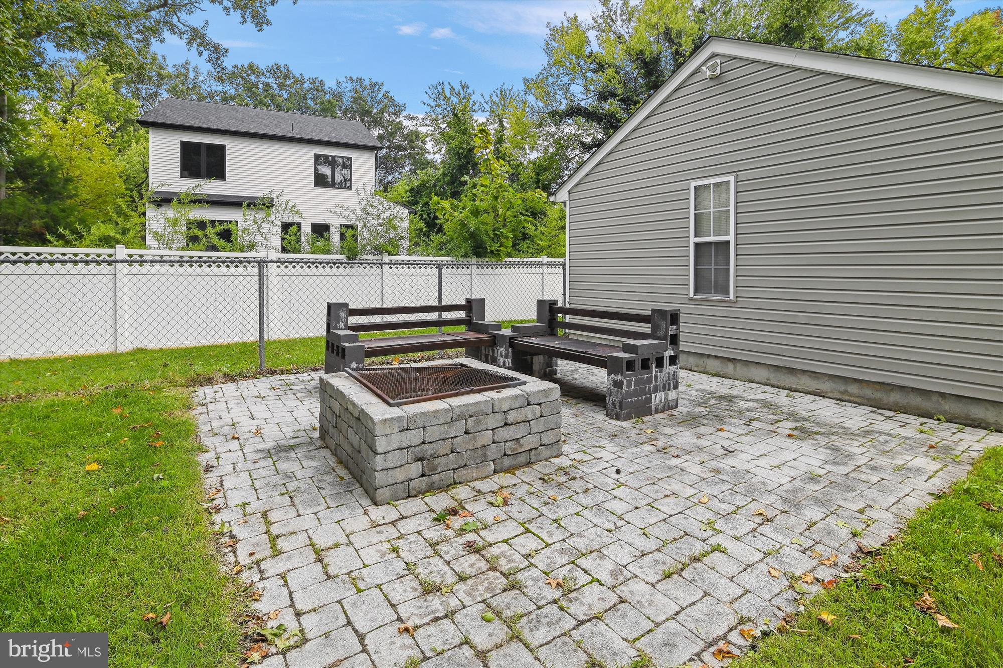 8097 Solley Road Pasadena, MD 21122 - Photo 47 of 52 Firepit