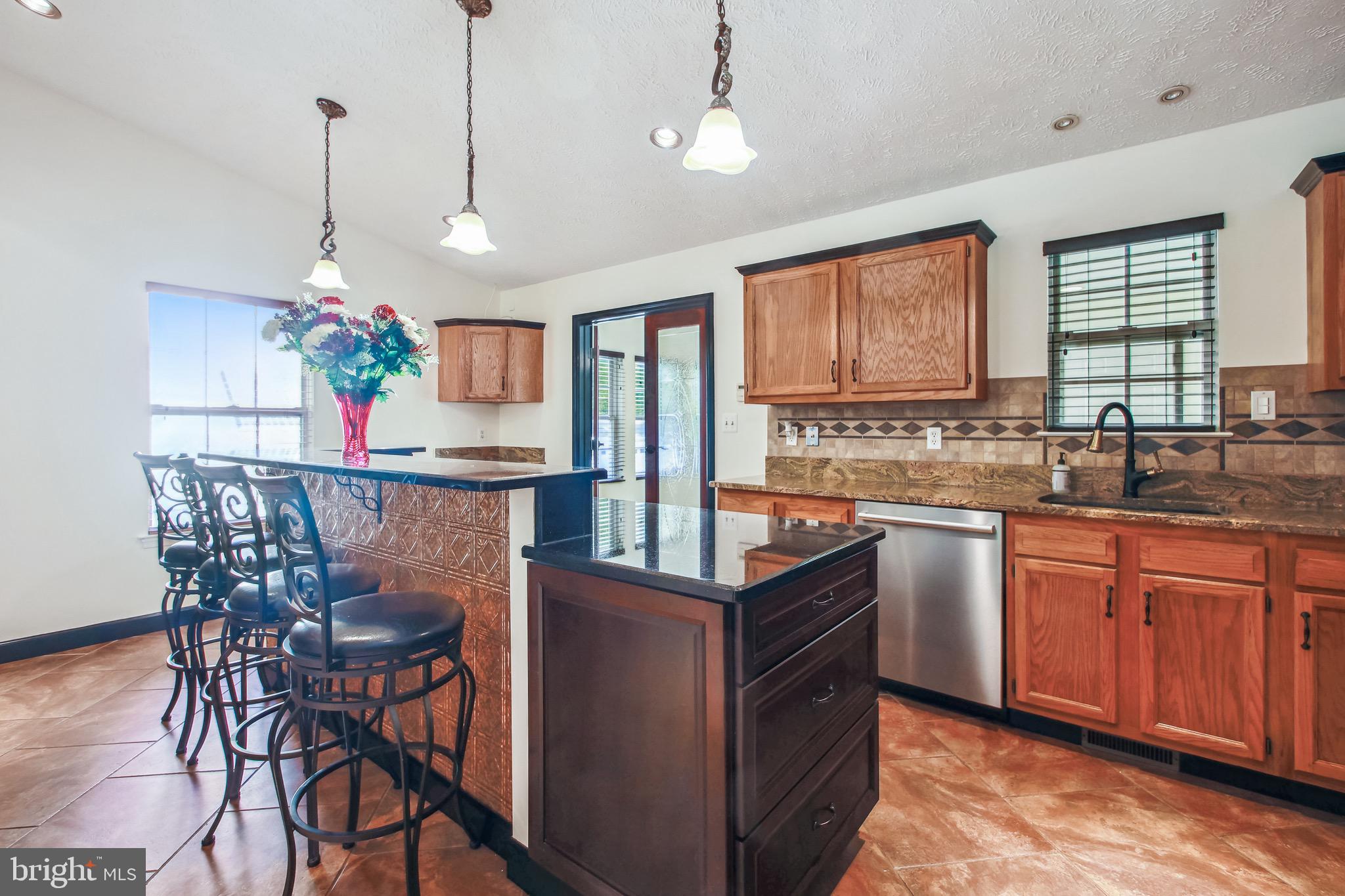 8097 Solley Road Pasadena, MD 21122 - Photo 6 of 52 Kitchen w/breakfast bar