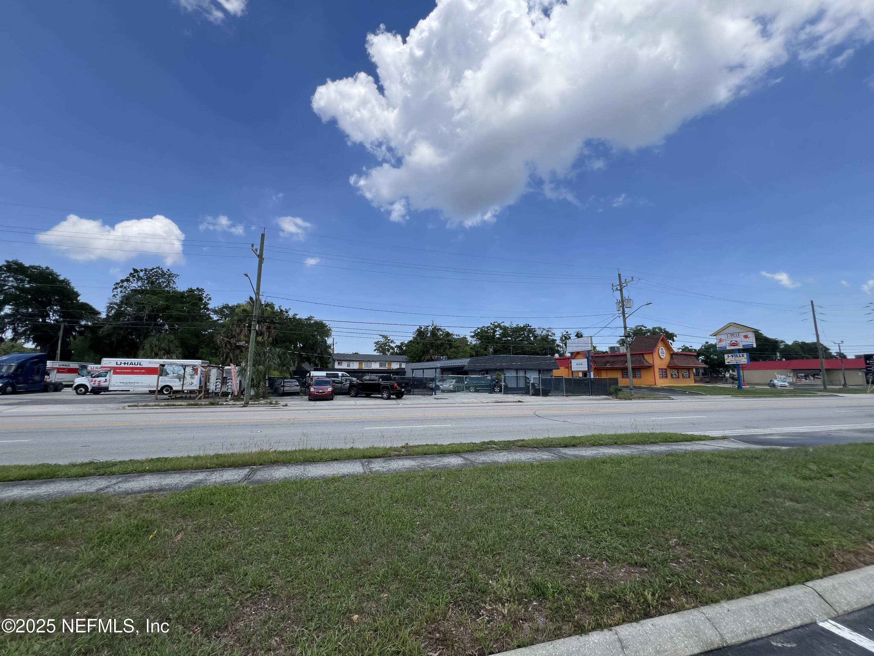 949 Arlington Road North Jacksonville, FL 32211 - Photo 9 of 25 a view of a street