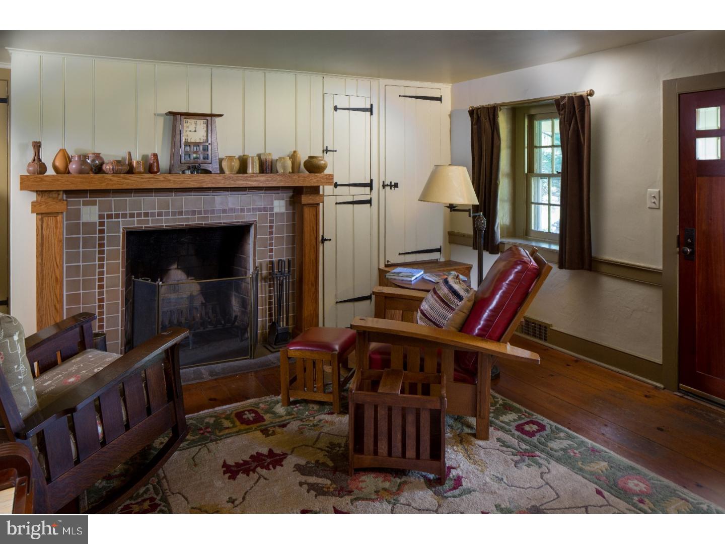 1261 Slotter Road Perkasie, PA 18944 - Photo 16 of 25 Living Room
