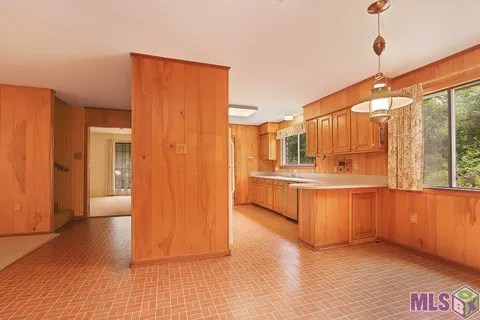 $375,000 | 644 Castle Kirk Drive, Baton Rouge, LA 70808