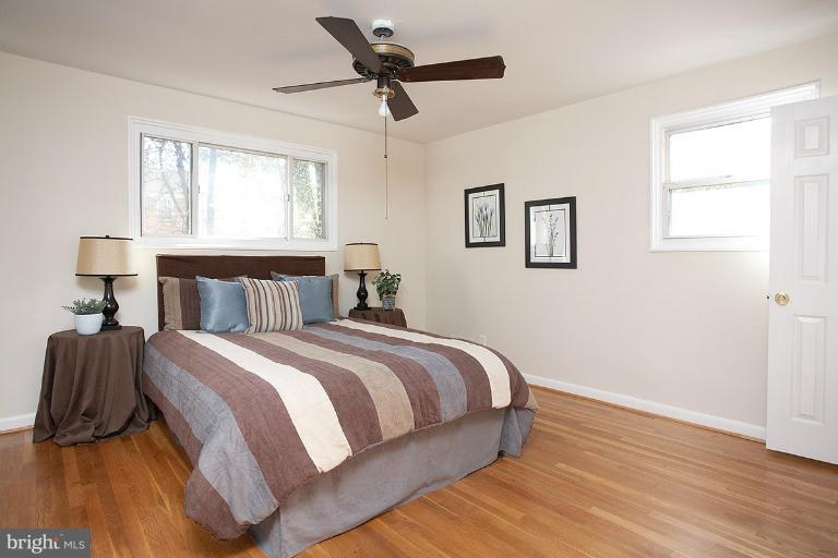 10029 Brunett Avenue Silver Spring, MD 20901 - Photo 12 of 24 Bedroom (Master)