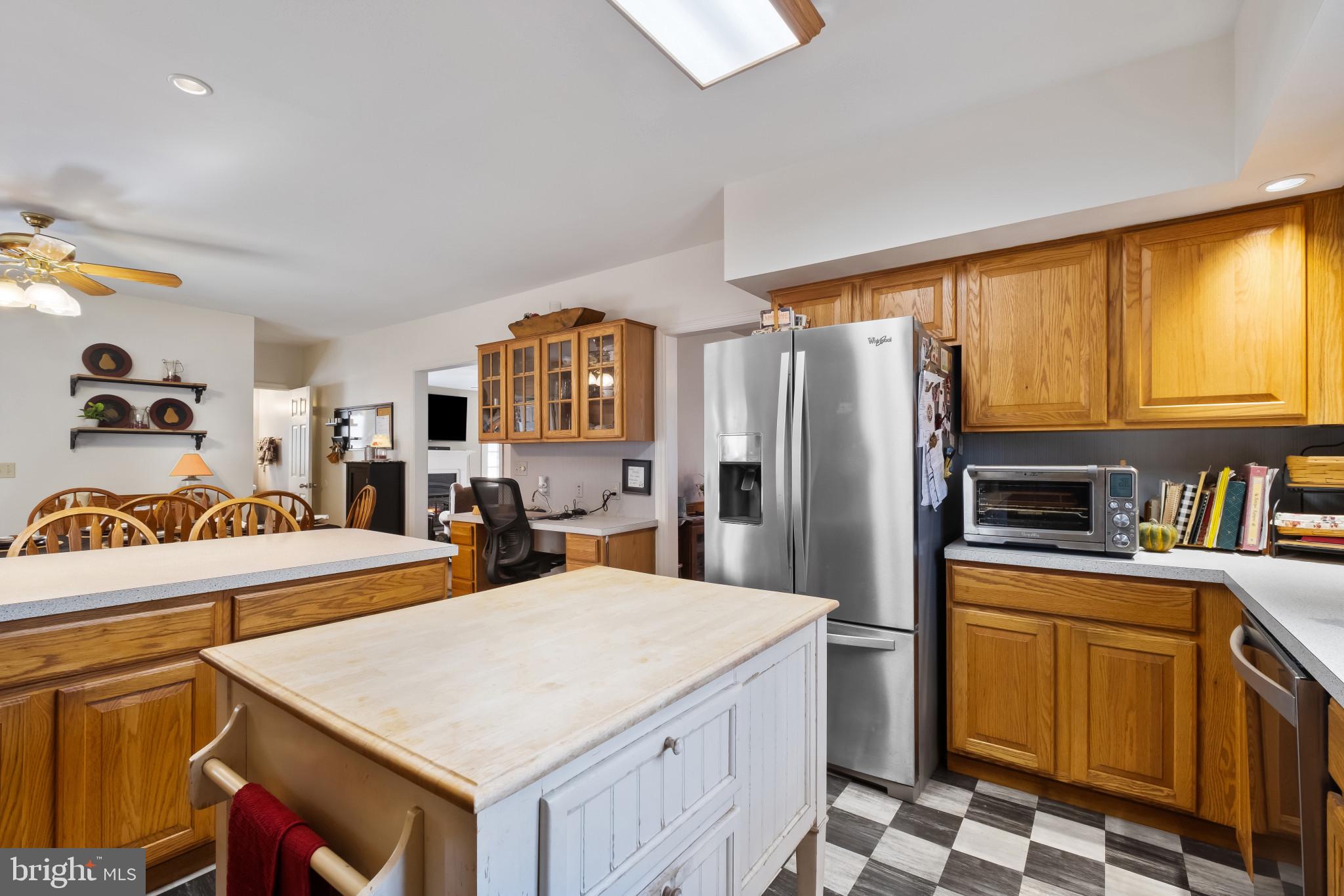 3421 Allen Road Eden, MD 21822 - Photo 26 of 56 a kitchen that has a lot of cabinets a sink and a stove in it