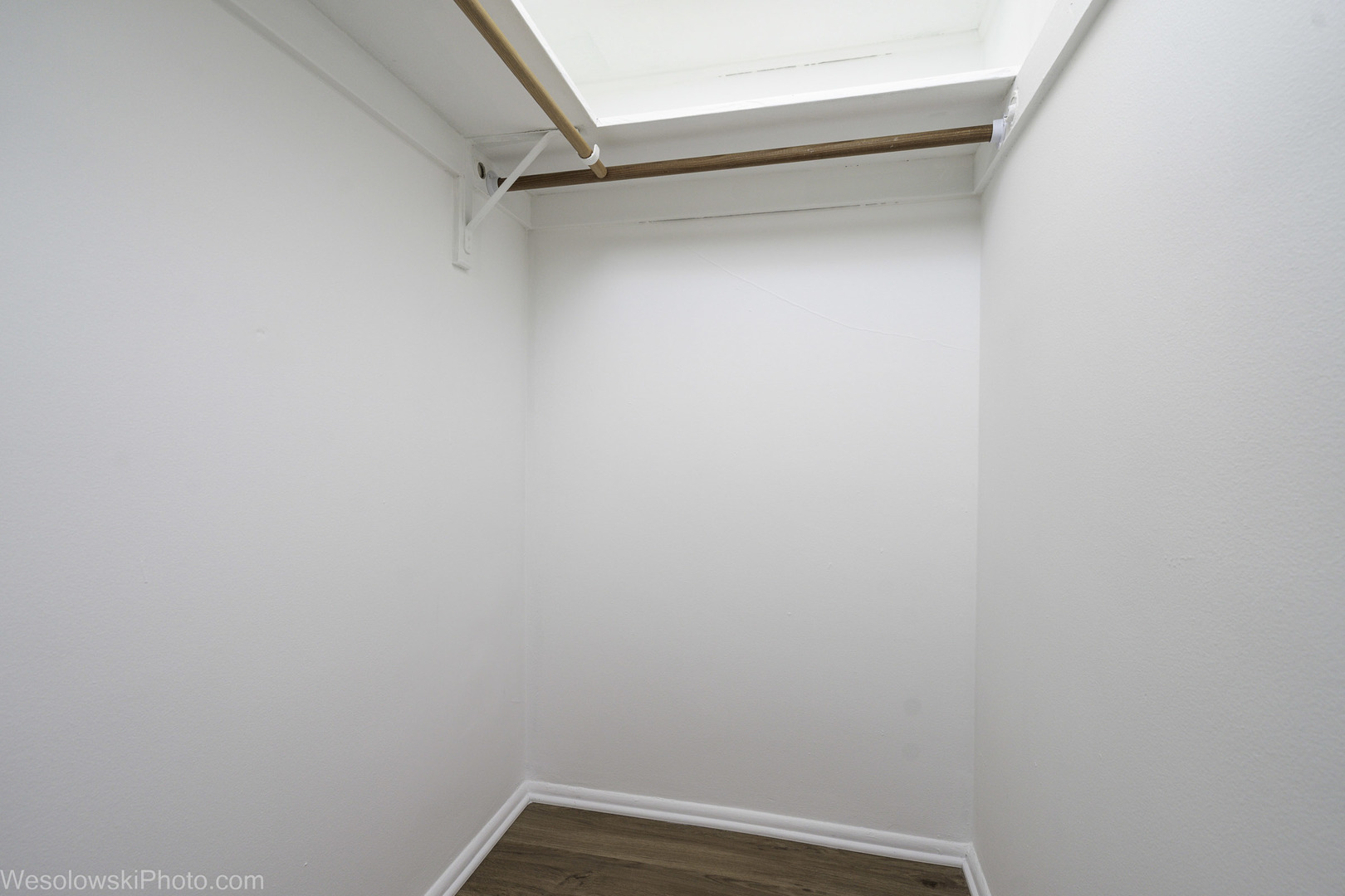 6301 North Sheridan Road, Unit 6C Chicago, IL 60660 - Photo 9 of 20 a view of small space