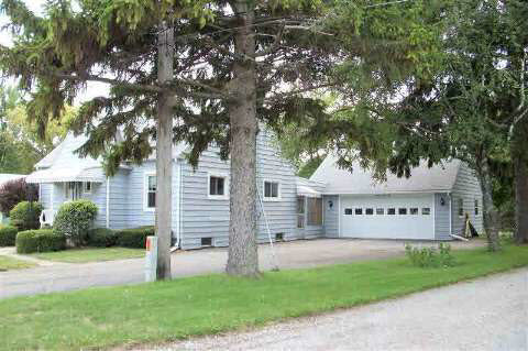1169 Midland Road Saginaw, MI 48638 - Photo 1 of 19 20360987.JPG
