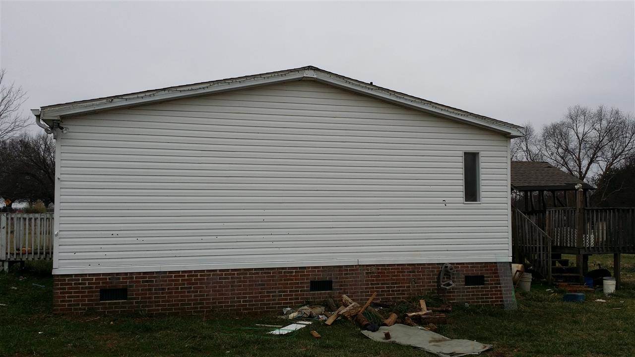 347 Wesley Ellison Road Williamston, SC 29697 - Photo 6 of 14