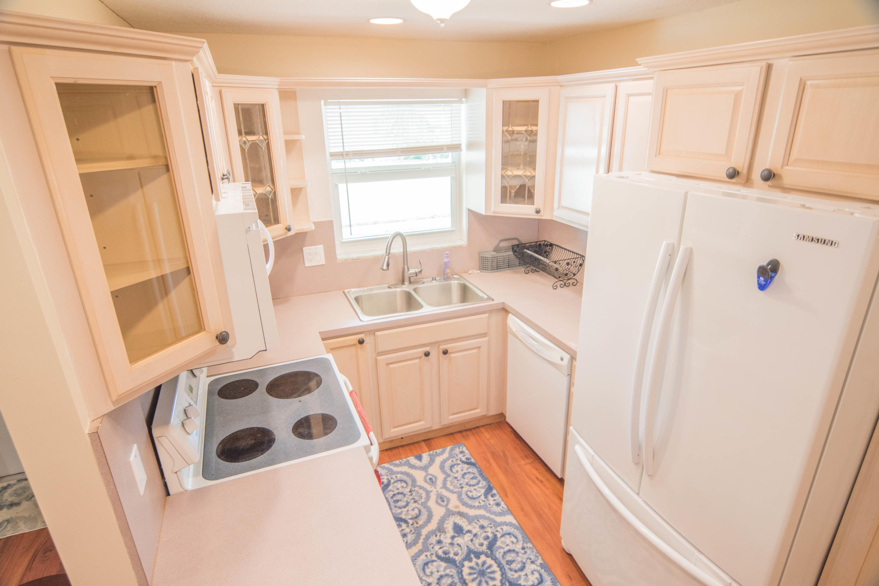 3231 Ridge Hill Road, Unit A Boynton Beach, FL 33435 - Photo 7 of 39 KItchen