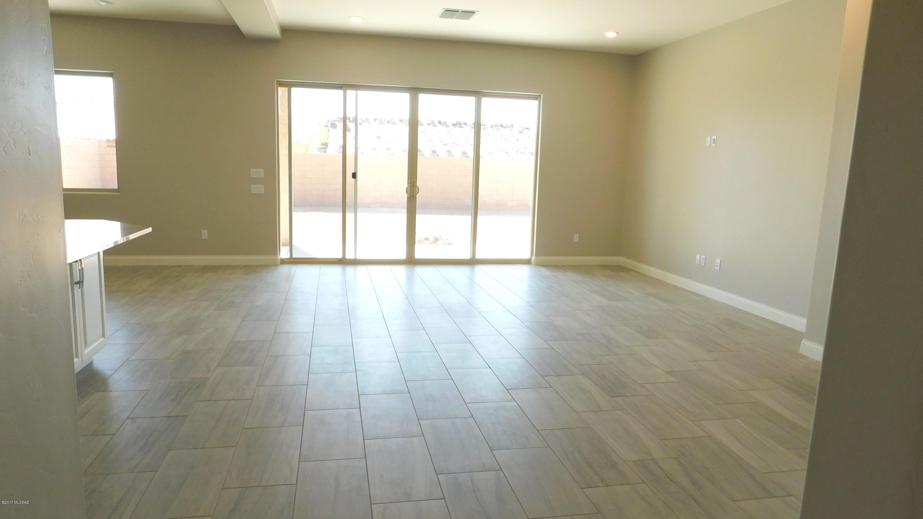 751 Flying Ace Lane Tucson, AZ 85755 - Photo 7 of 25