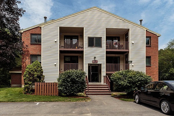 189 Littleton Road, Unit 7 Chelmsford, MA 01824 - Photo 1 of 17