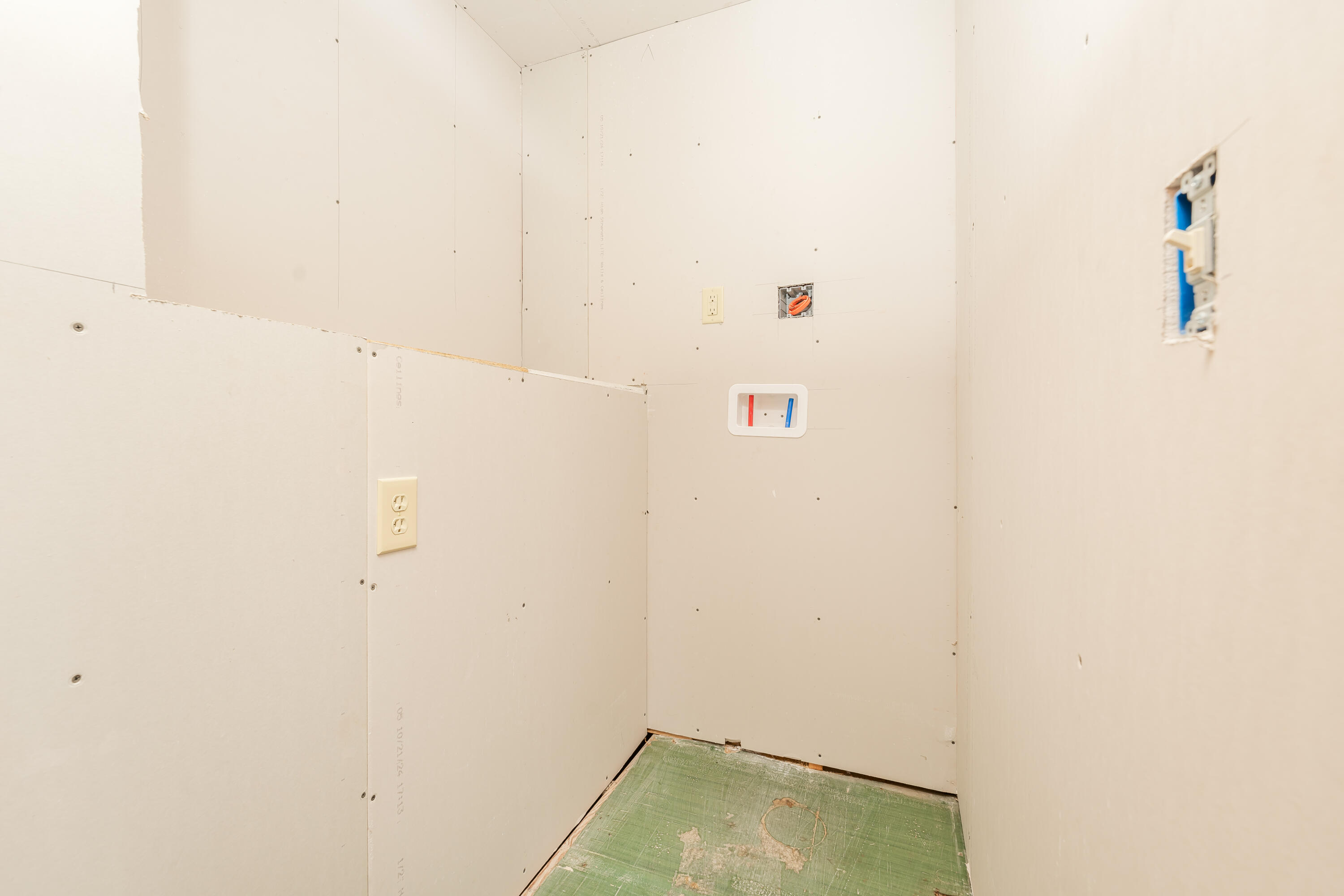 111 Fountain Street Marshall, MI 49068 - Photo 20 of 37 DSC02809