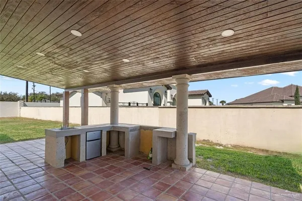 $765,000 | 4132 Cosentino Drive West, McAllen, TX 78541