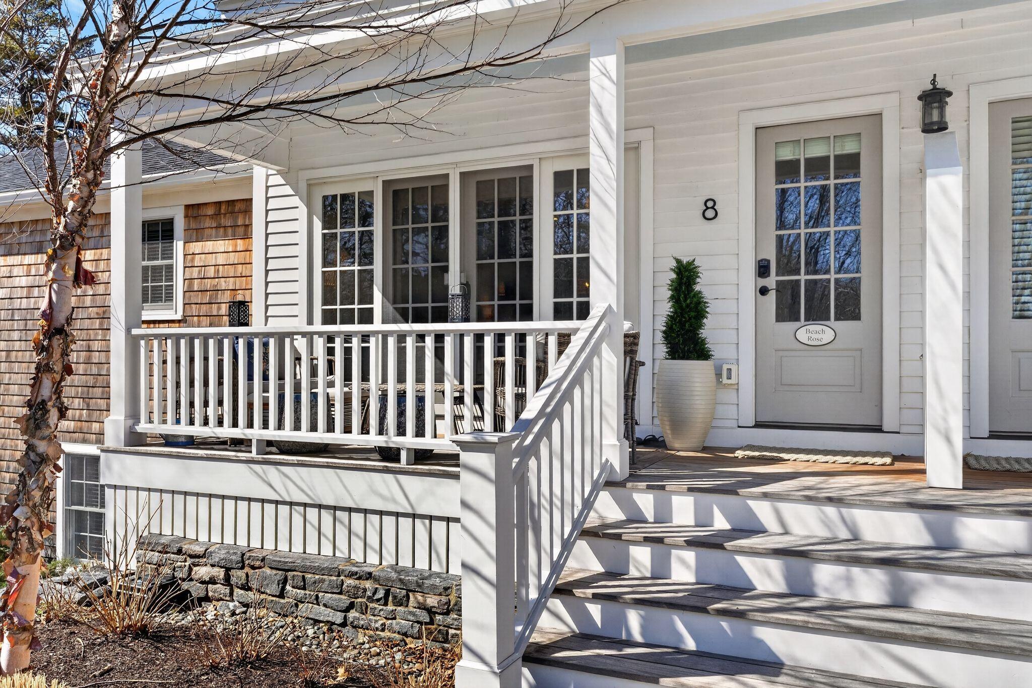 15 Langsford Road, Unit 8 Kennebunkport, ME 04046 - Photo 4 of 36 Front porch with sliding doors & screen