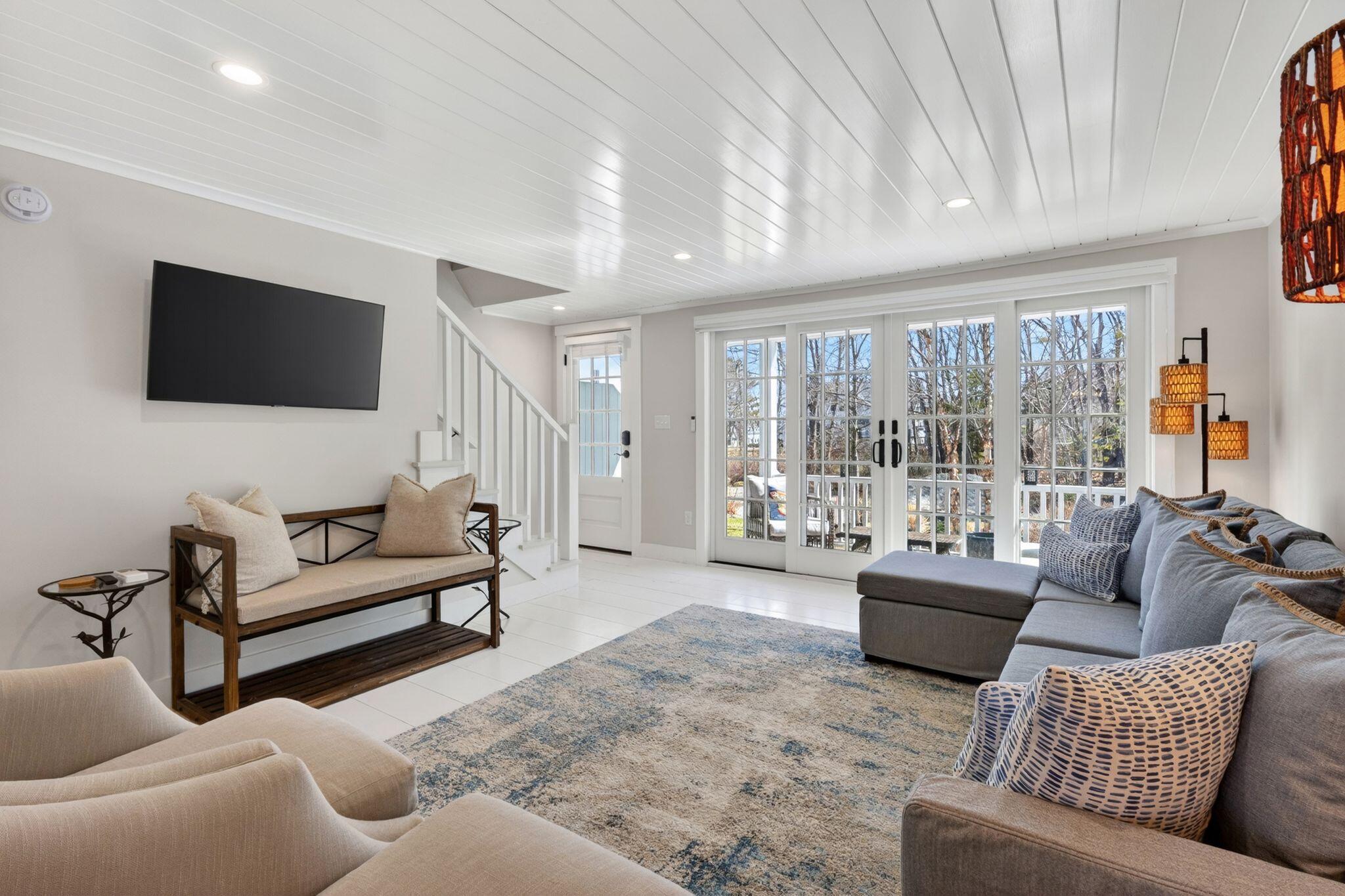 15 Langsford Road, Unit 8 Kennebunkport, ME 04046 - Photo 8 of 36 Living room & double sliding door