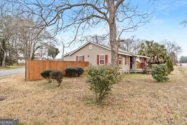 $94,000 | 25 Martin Luther King Jr Boulevard, Hawkinsville, GA 31036