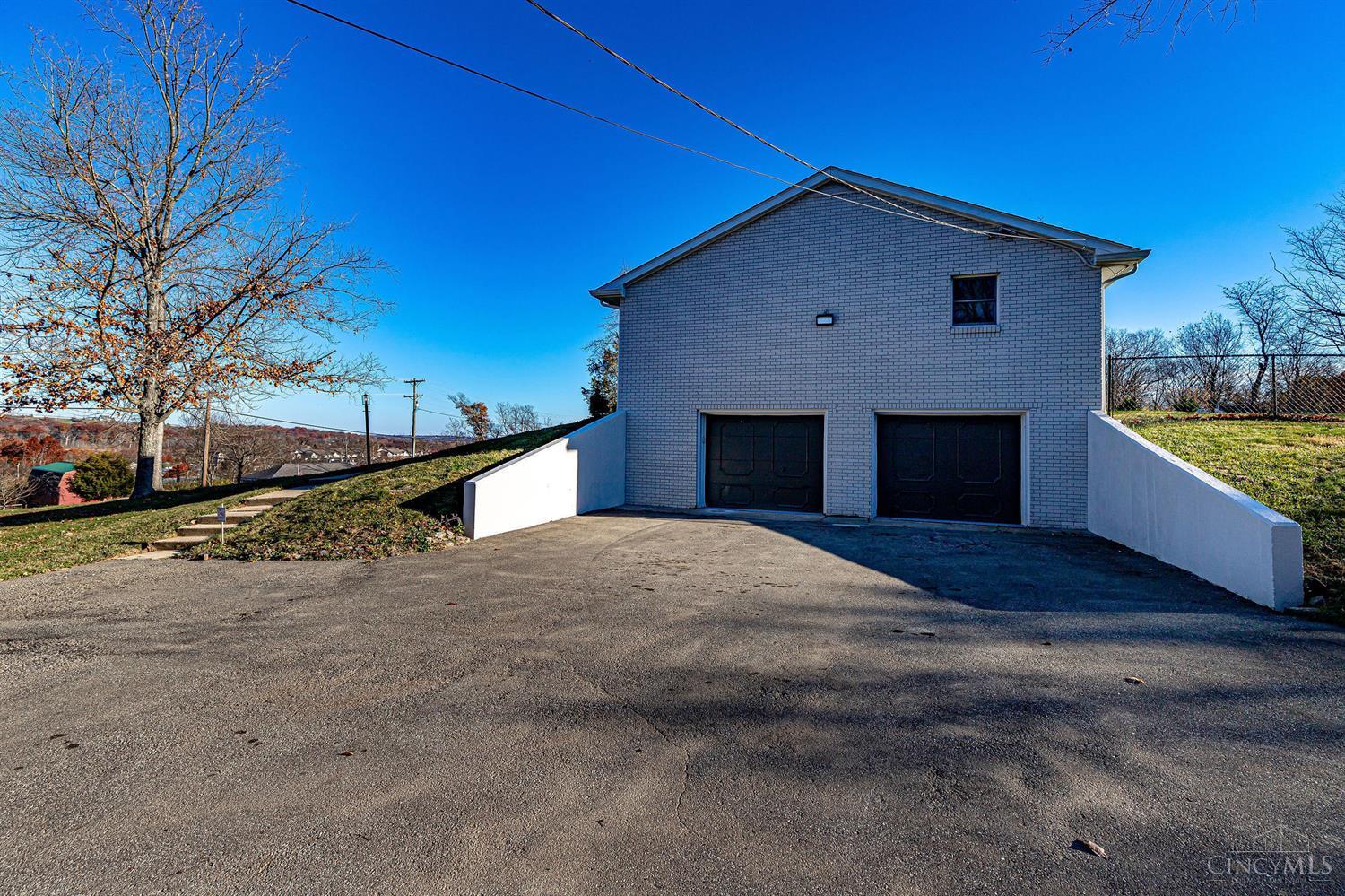 1671 Hamilton Richmond Road Hamilton, OH 45013 - Photo 36 of 48 Gallery Image 36