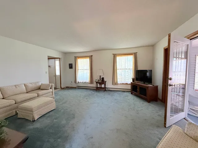 $569,900 | 43 Pleasant Acres Drive, Williston, VT 05495