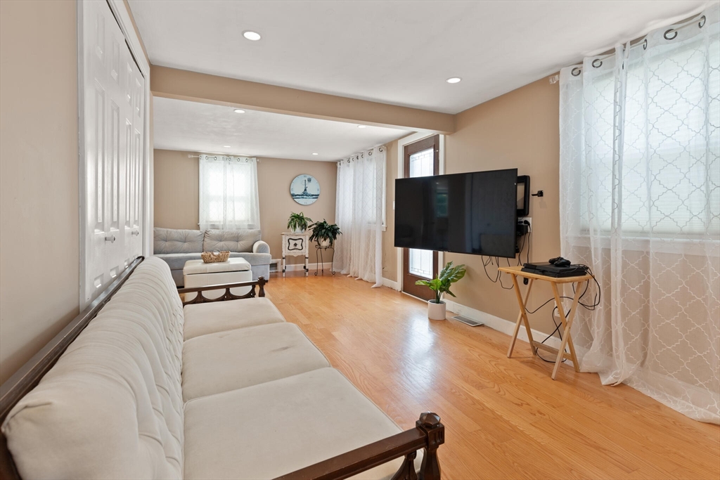 5 Granite Road Peabody, MA 01960 - Photo 8 of 40 Gallery Image 8