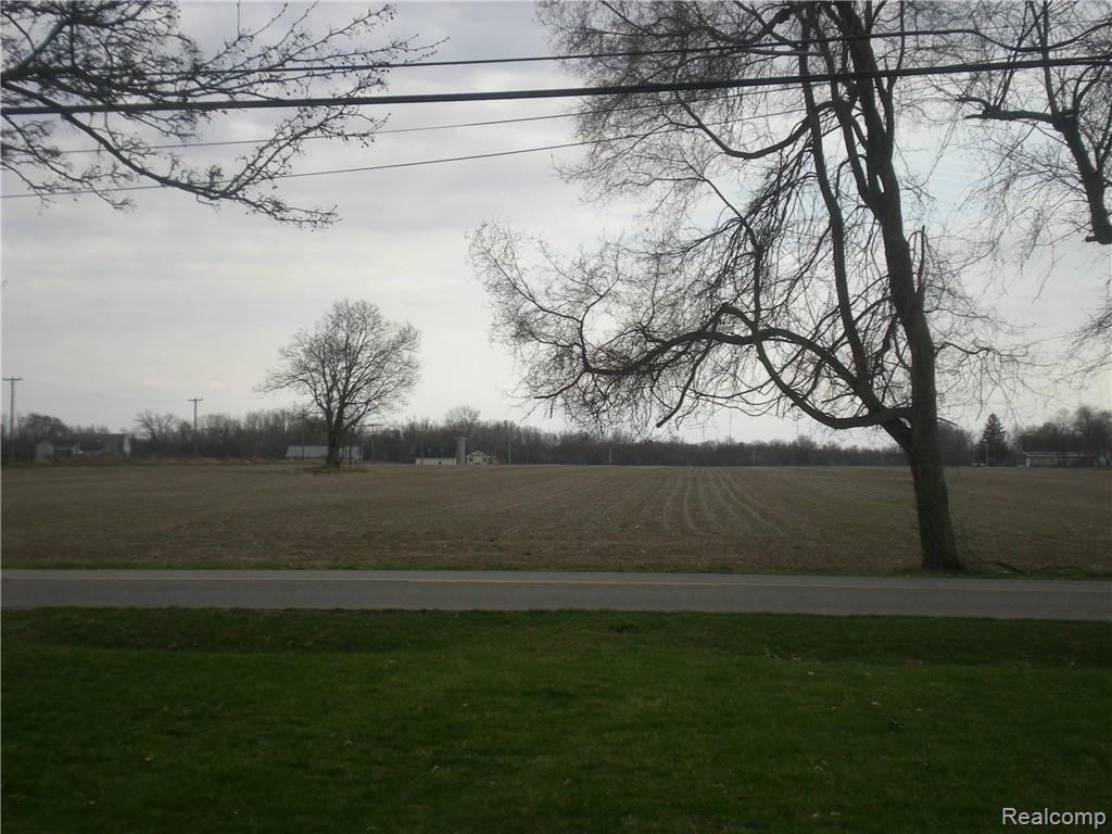 1460 Moore Road Adrian, MI 49221 - Photo 17 of 17 DSCN3530.JPG