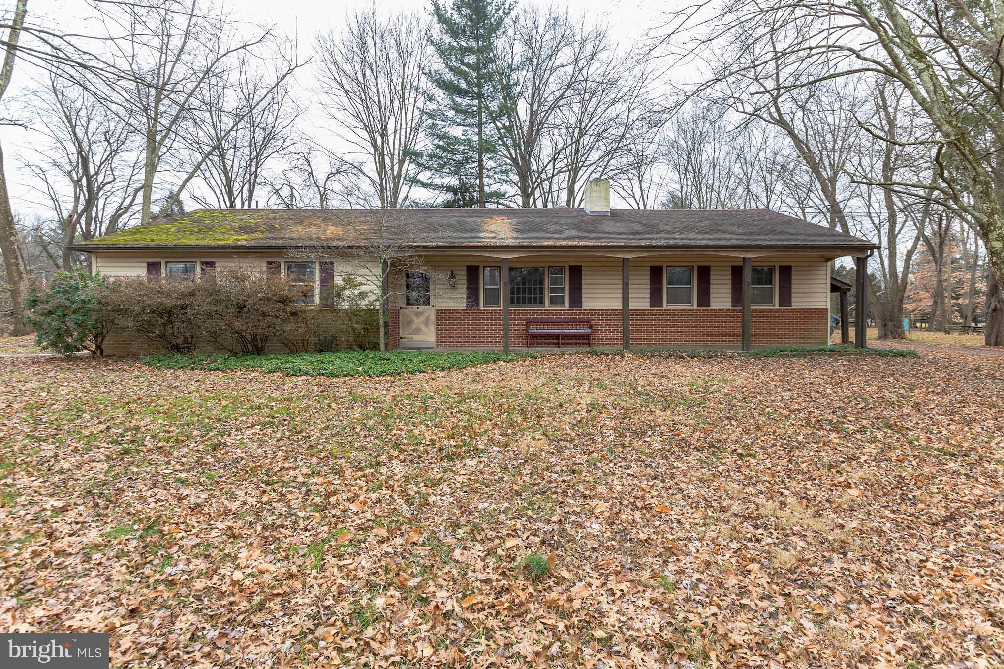 957 Davis Grove Road Horsham, PA 19044 - Photo 1 of 36 Gallery Image 1
