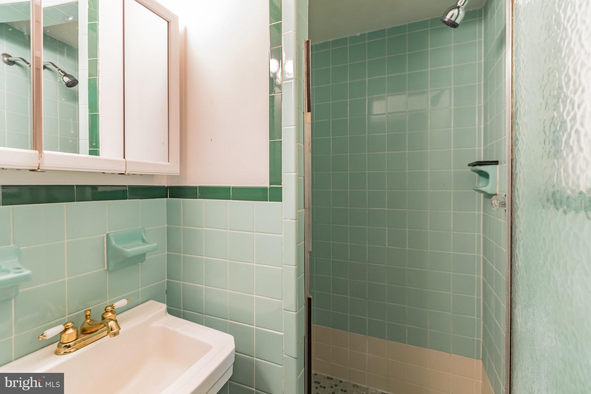 957 Davis Grove Road Horsham, PA 19044 - Photo 23 of 36 Gallery Image 23
