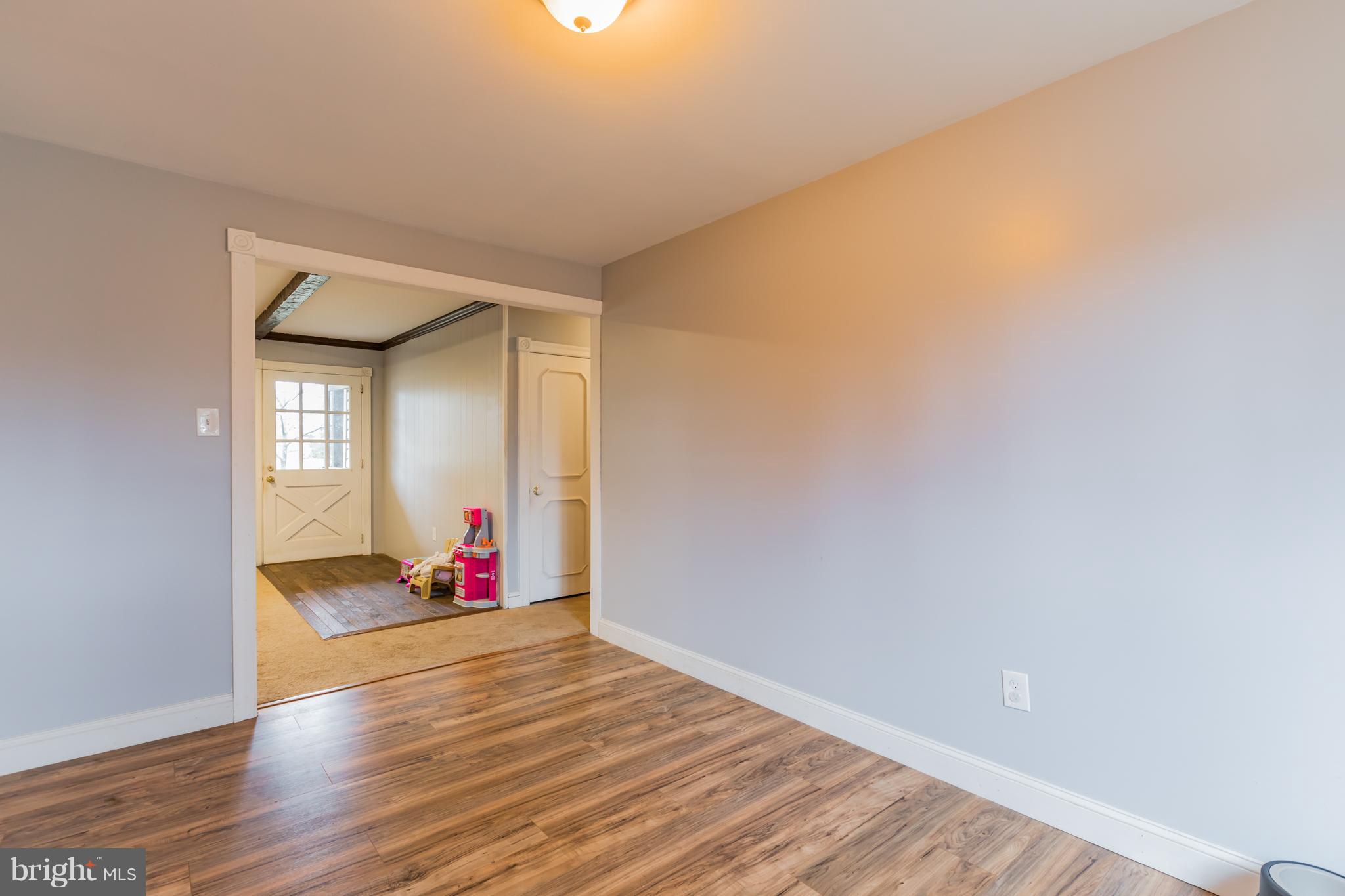 957 Davis Grove Road Horsham, PA 19044 - Photo 8 of 36 Gallery Image 8