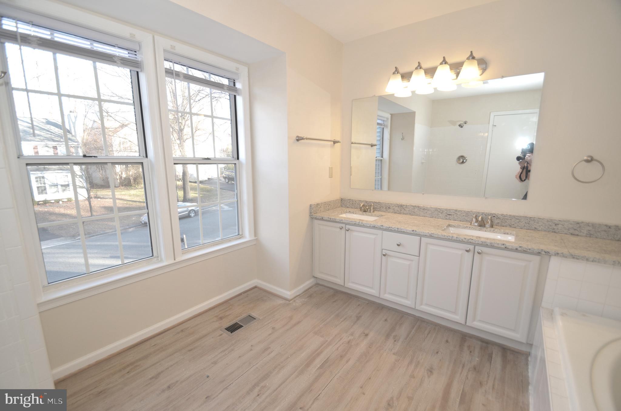 7915 Gambrill Court Springfield, VA 22153 - Photo 11 of 25 Master Bathroom