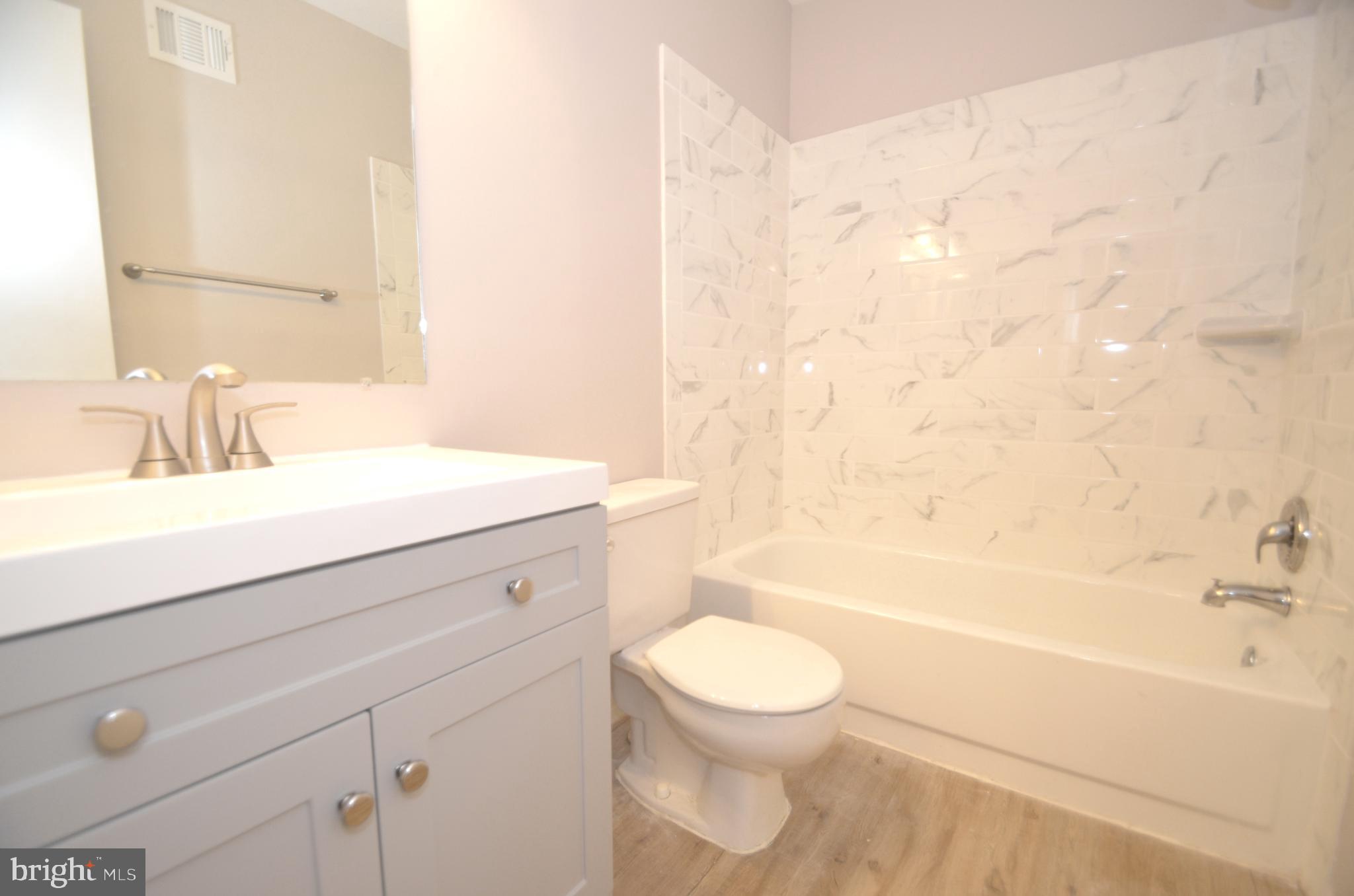7915 Gambrill Court Springfield, VA 22153 - Photo 16 of 25 Hall Bath