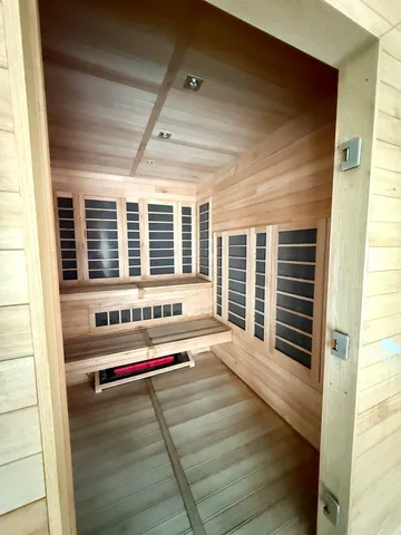 $219,000 | 5 C Snow Mountain Village, Unit 123, West Dover, VT 05356