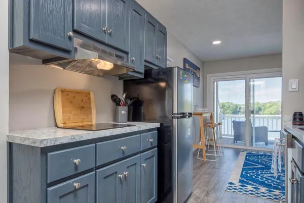 $177,500 | 1085 Bluewater Drive, Unit 115, Moneta, VA 24121