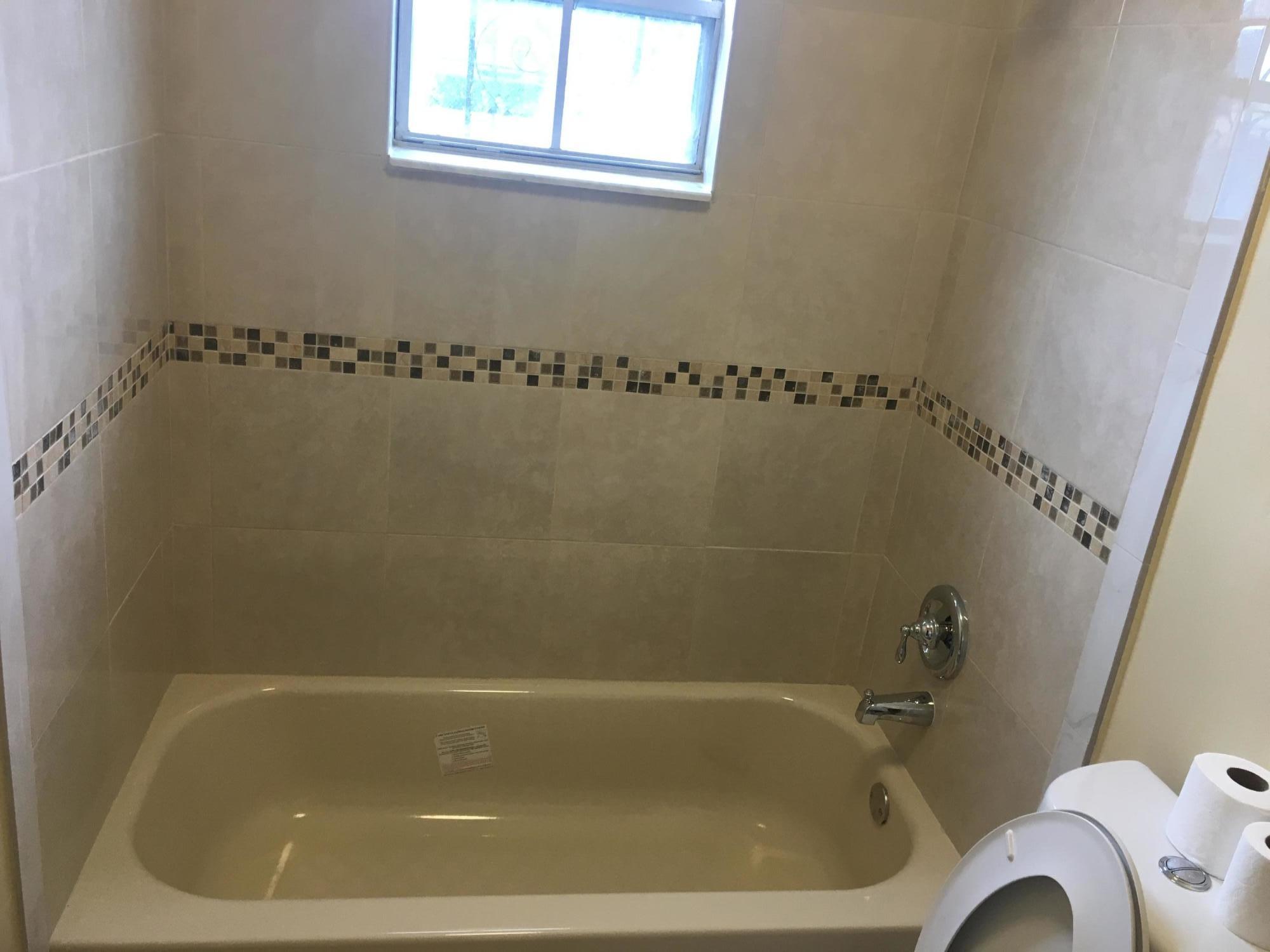 1687 West 16th Street Riviera Beach, FL 33404 - Photo 3 of 5 IMG-4299