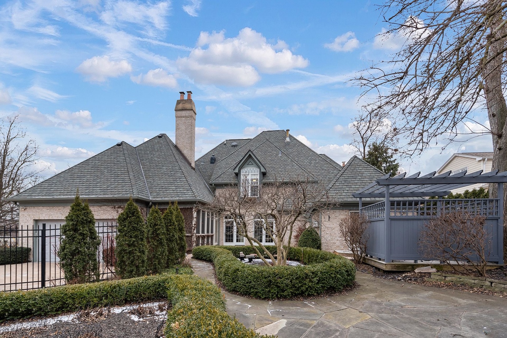 734 Highview Avenue Glen Ellyn, IL 60137 - Photo 25 of 25 a front view of a house with garden