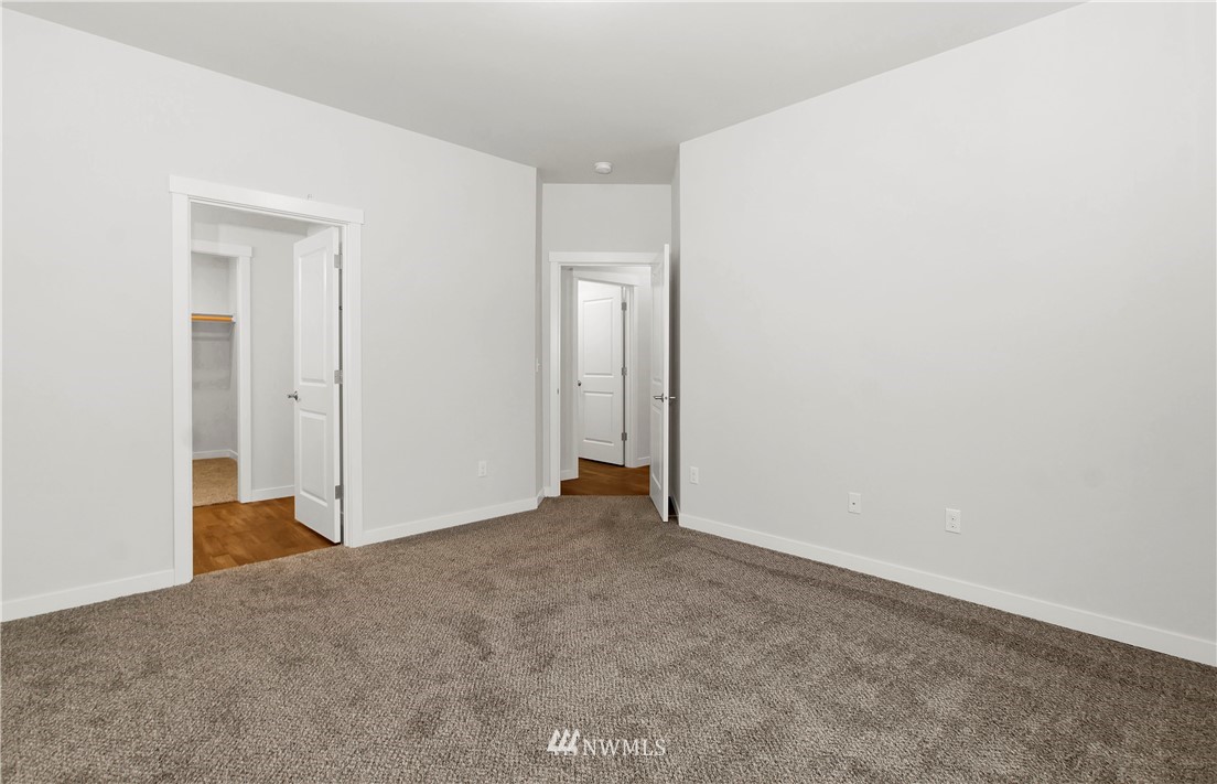 674 Southwest 20th Street Chehalis, WA 98532 - Photo 17 of 29 a view of an empty room