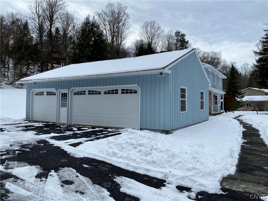 7492 Armstrong Road Manlius, NY 13104 - Photo 2 of 50