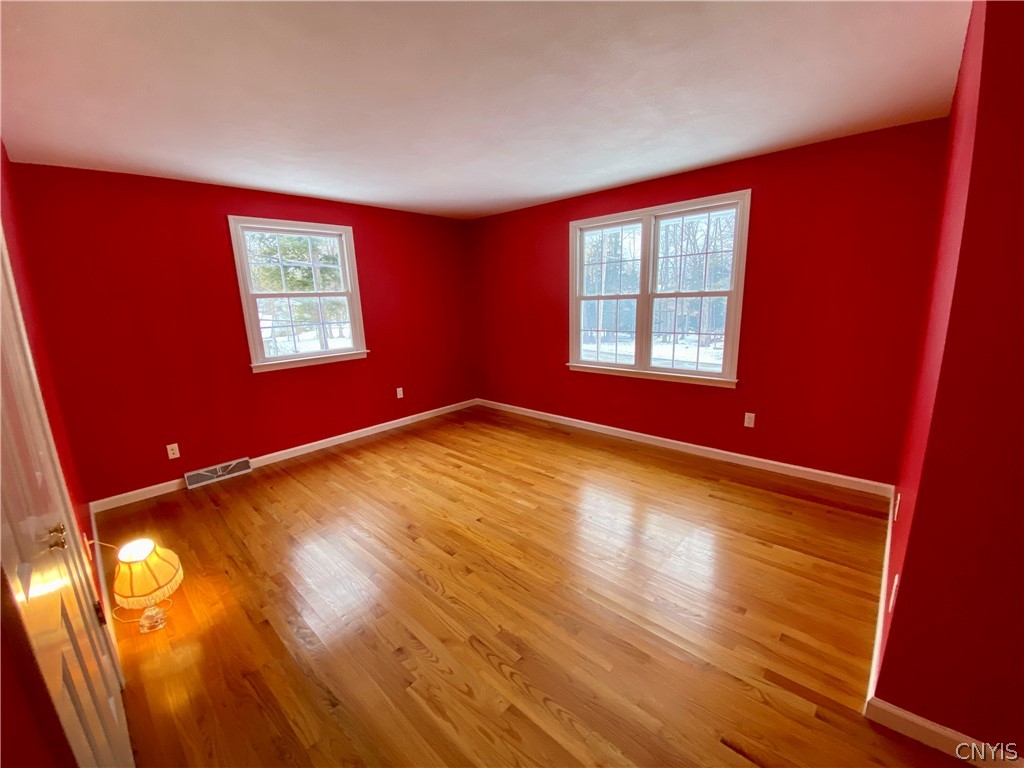 7492 Armstrong Road Manlius, NY 13104 - Photo 29 of 50