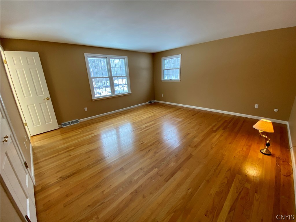 7492 Armstrong Road Manlius, NY 13104 - Photo 40 of 50