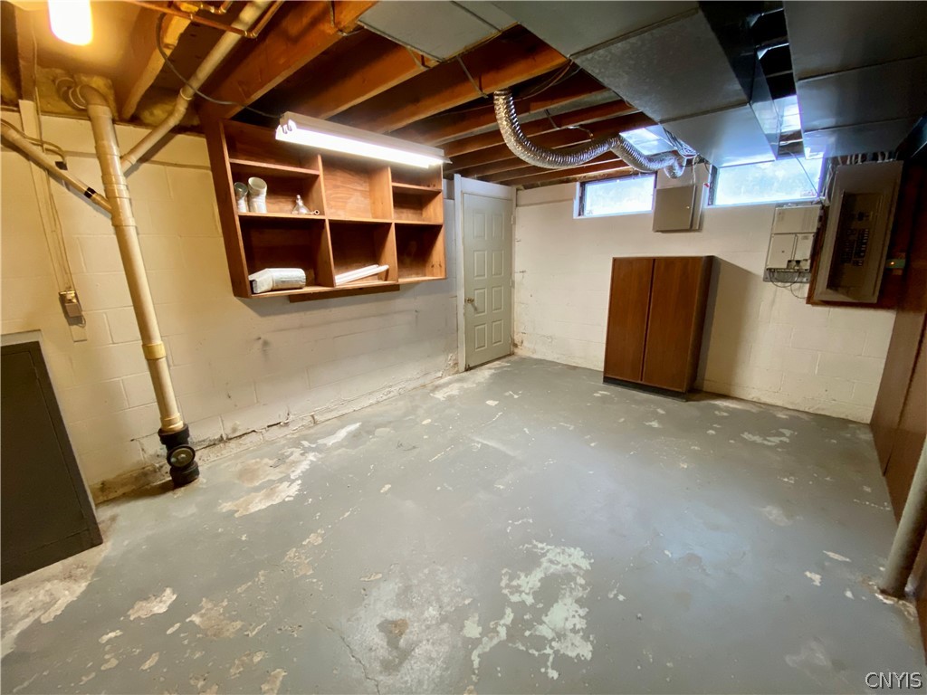 7492 Armstrong Road Manlius, NY 13104 - Photo 48 of 50