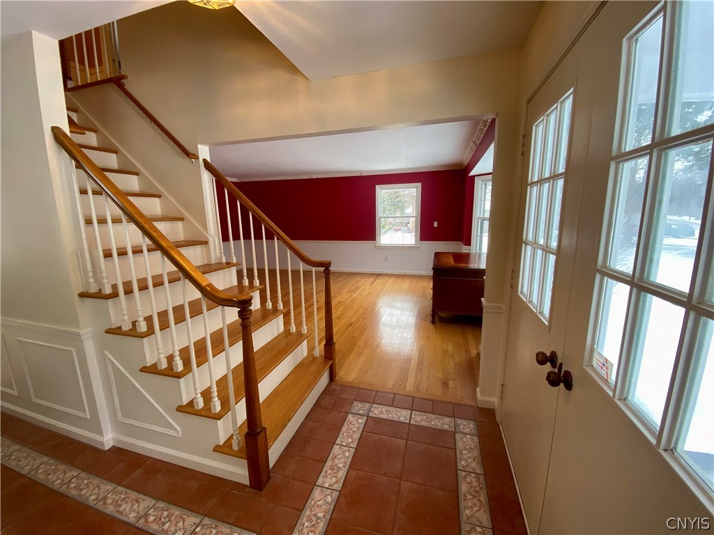 7492 Armstrong Road Manlius, NY 13104 - Photo 9 of 50