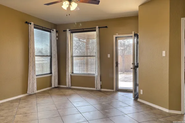 $1,700 | 211 Finch Knoll, San Antonio, TX 78253