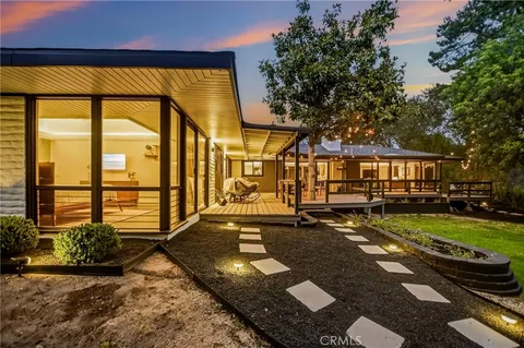 $1,585,000 | 224 Tumble Creek Lane, Fallbrook, CA 92028