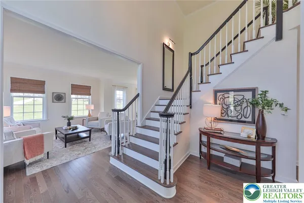 $1,050,000 | 7300 Mount Vernon Drive, Zionsville, PA 18092