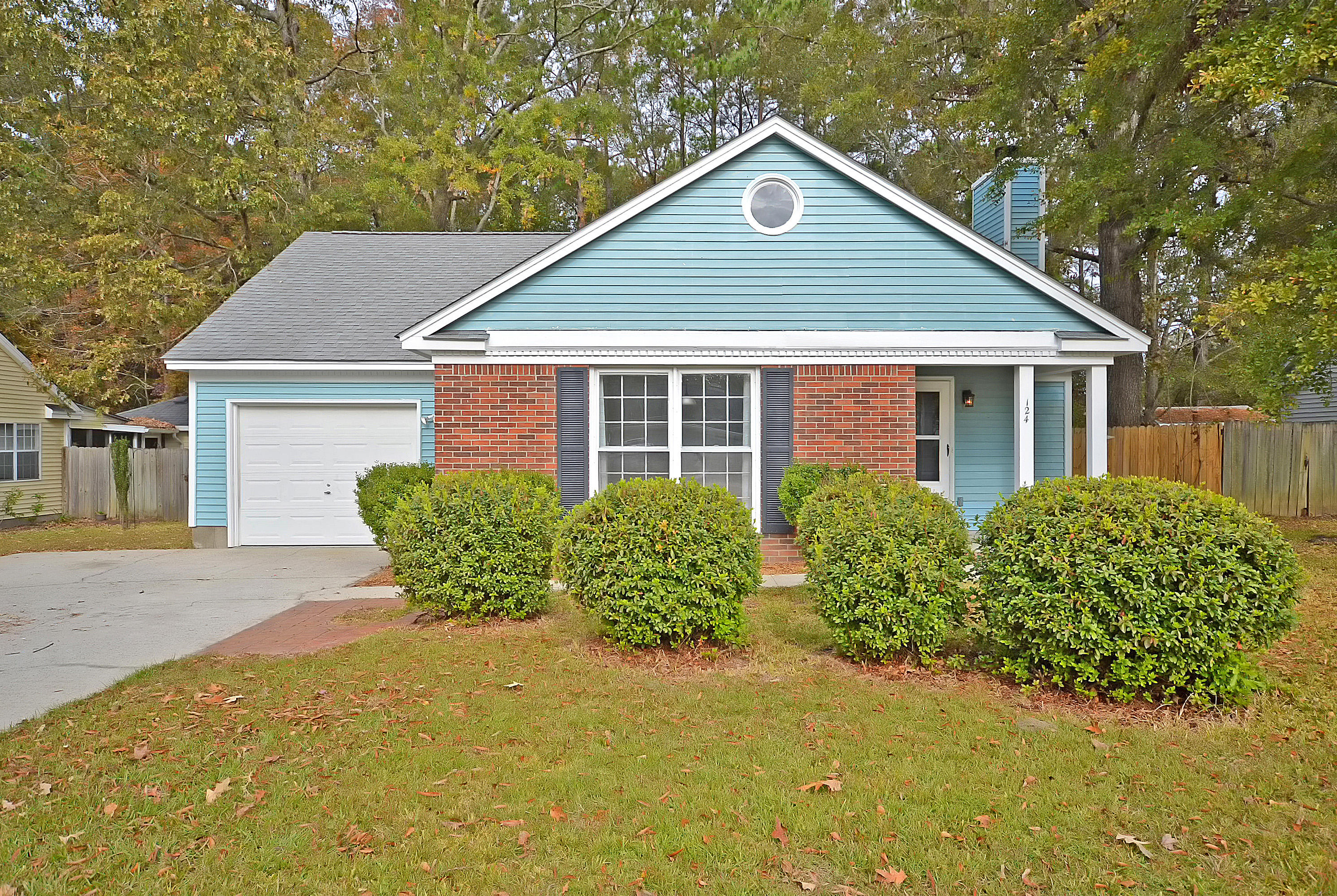 124 Commons Way Goose Creek, SC 29445 - Photo 1 of 23 DSC_0191 copy