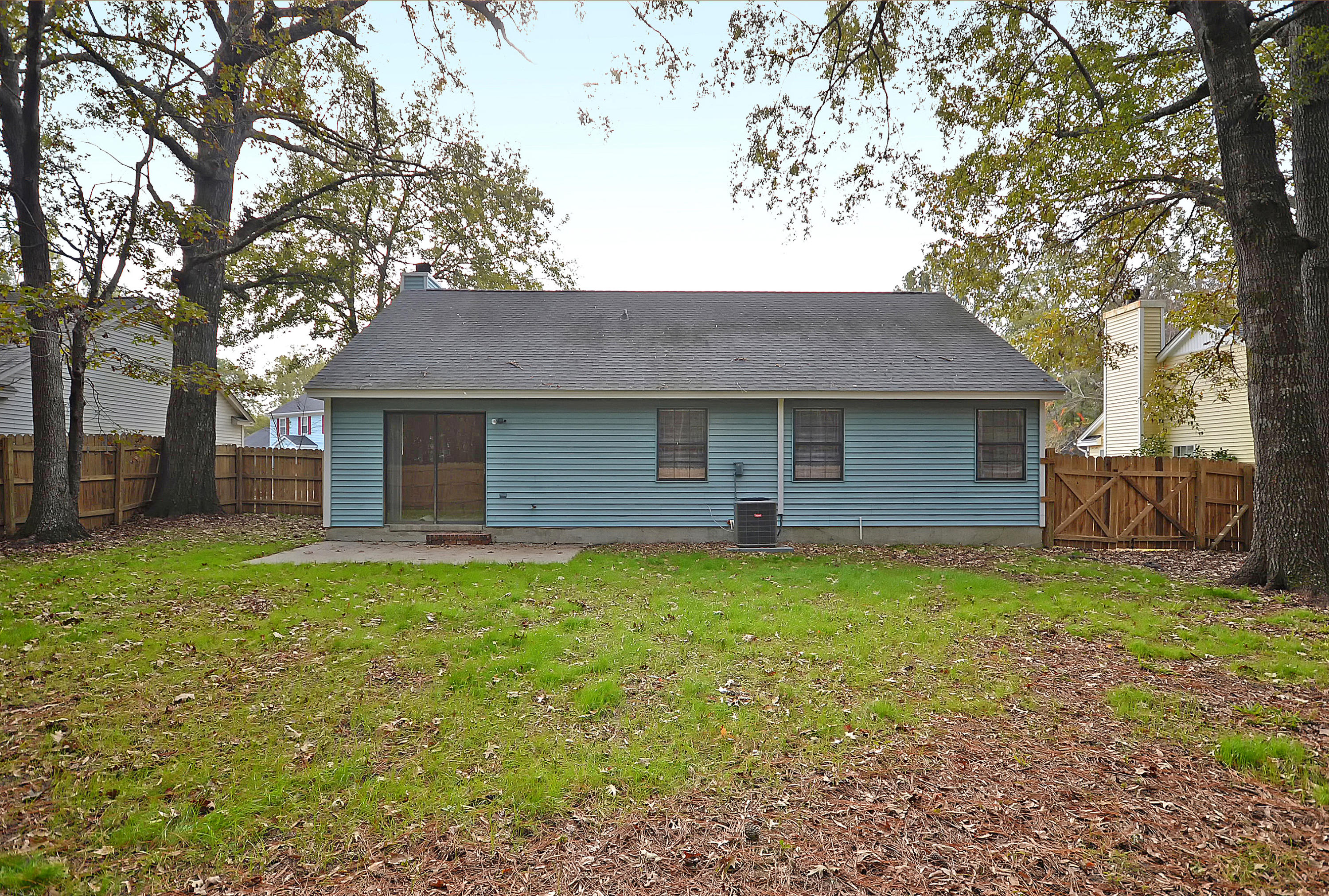 124 Commons Way Goose Creek, SC 29445 - Photo 20 of 23 DSC_0194 copy