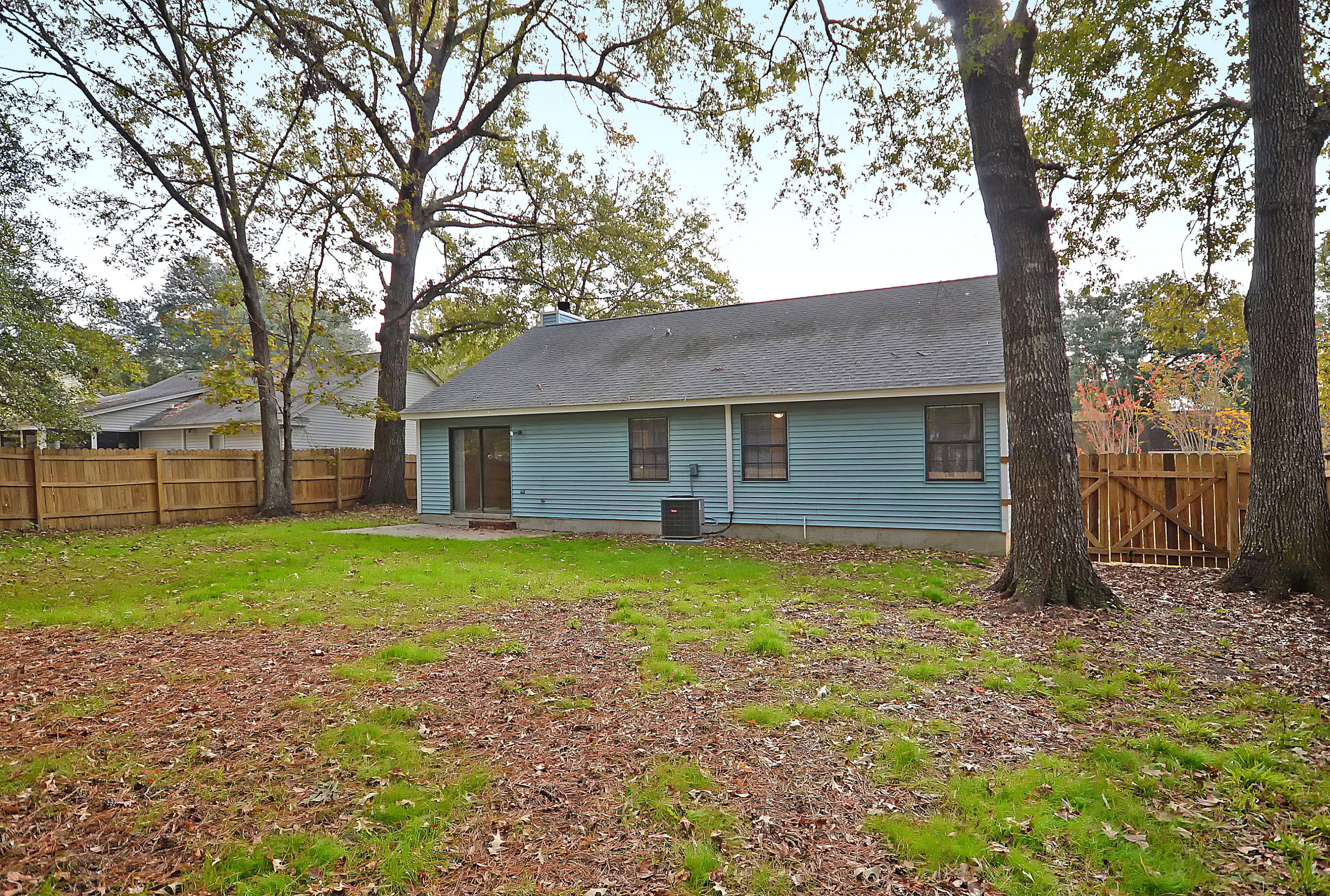 124 Commons Way Goose Creek, SC 29445 - Photo 21 of 23 DSC_0195 copy
