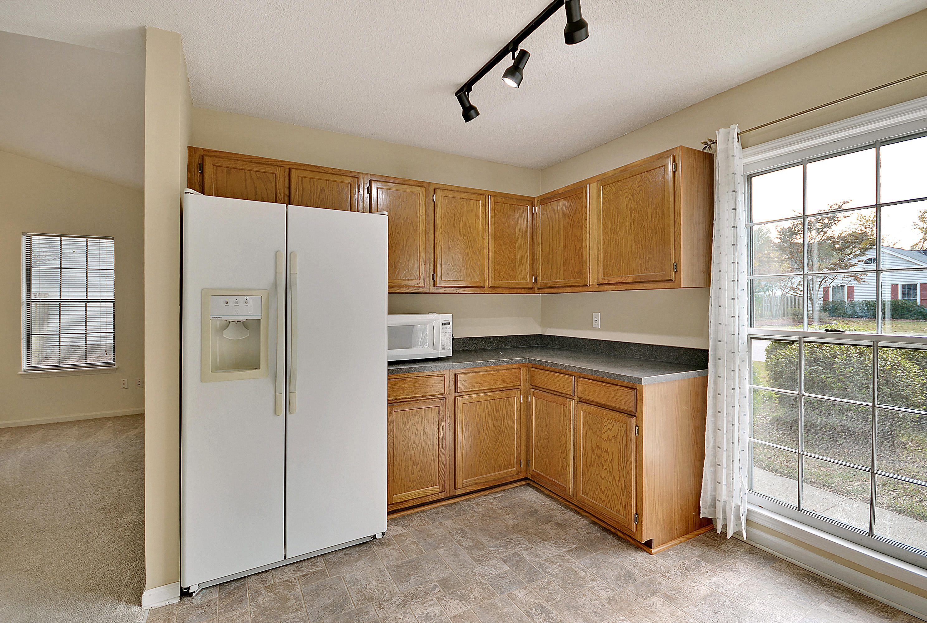 124 Commons Way Goose Creek, SC 29445 - Photo 10 of 23 DSC_0244_DSC_0249 copy