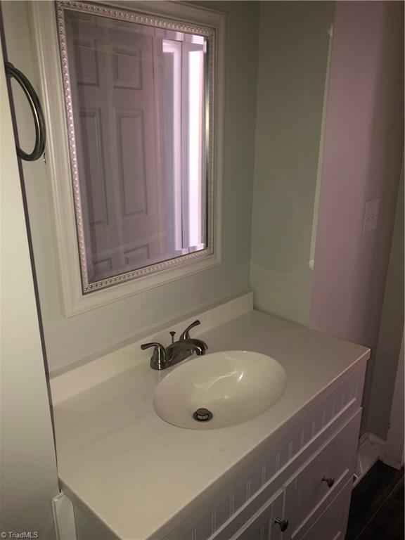 216 Cedarbrook Road Jonesville, NC 28642 - Photo 13 of 19 Reglazed tub