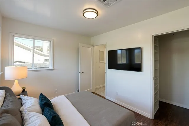 $699,000 | 10335 Scoville Avenue, Sunland, CA 91040